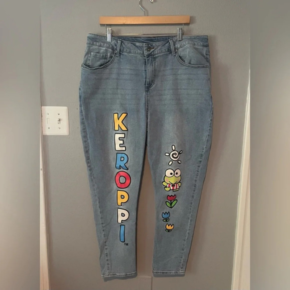 Sanrio Denim - Sanrio Keroppi Character High Rise Mom Jeans- Light Wash size 16‎